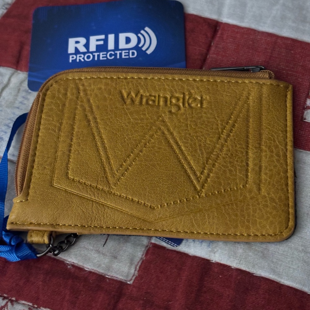 Wrangler Boho Aztec / Mustard Leather Wallet - Picture 2 of 4
